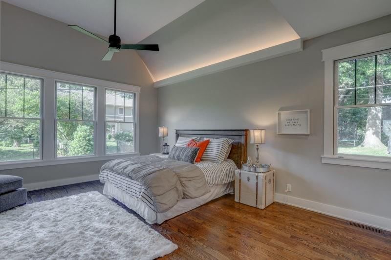 2807 W 50th Terrace — photo 3