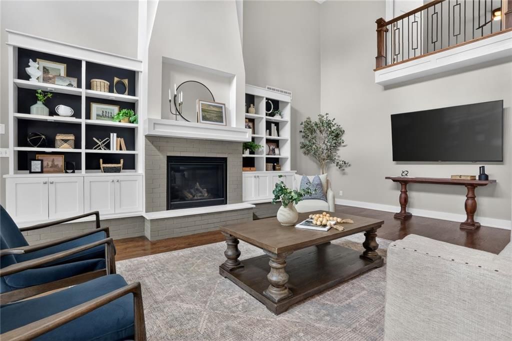 2807 W 50th Terrace — photo 9