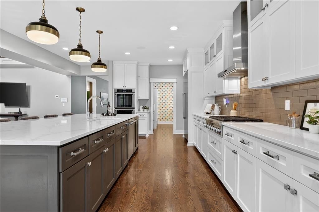 2807 W 50th Terrace — photo 13