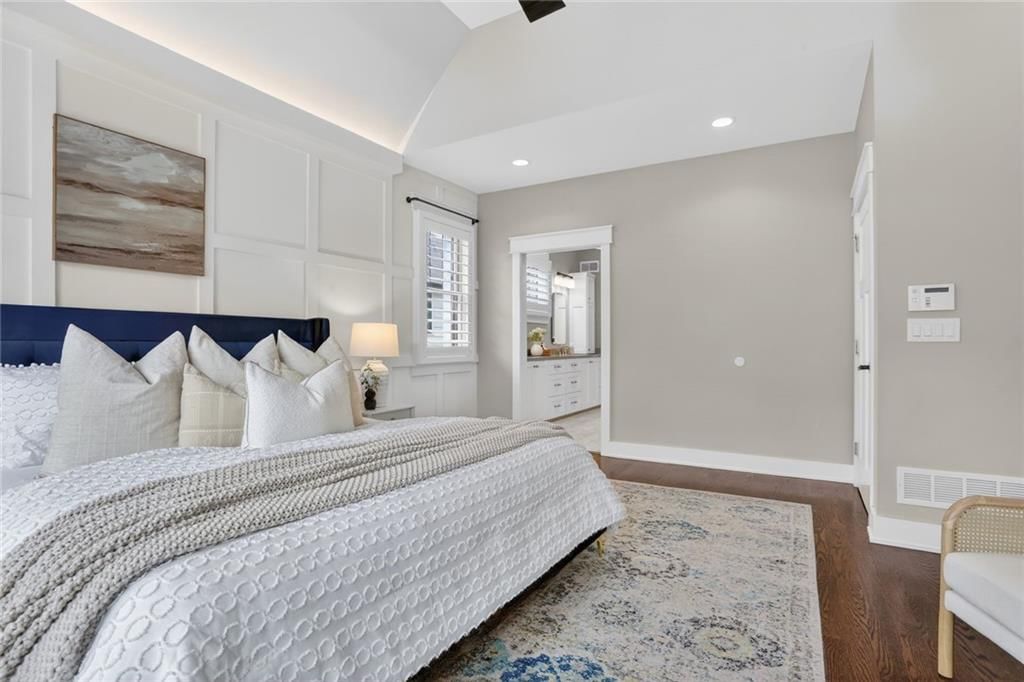 2807 W 50th Terrace — photo 18