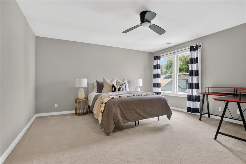 2807 W 50th Terrace — photo 33