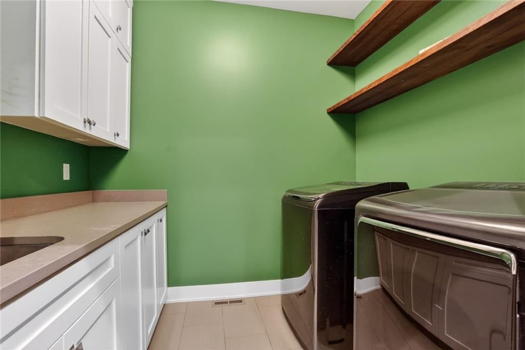 2807 W 50th Terrace — photo 48