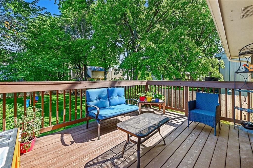 14426 W 92nd Terrace — photo 23