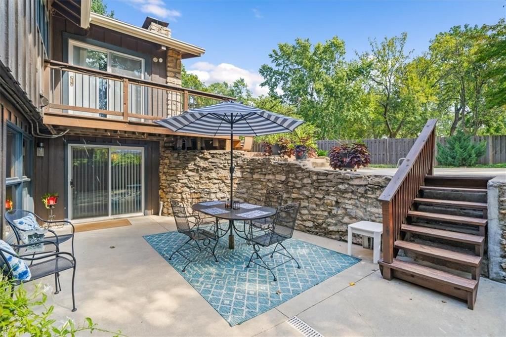 9601 Lee Boulevard — photo 31