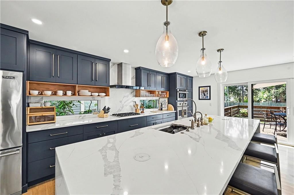 245 W 61st Street — photo 13