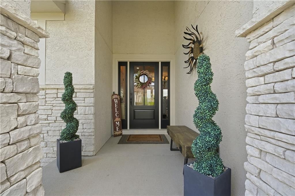4217 NE Overbrook Drive — photo 3