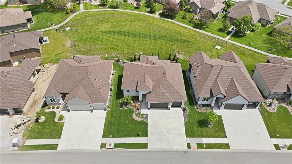 4217 NE Overbrook Drive — photo 56