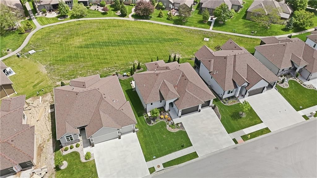 4217 NE Overbrook Drive — photo 57