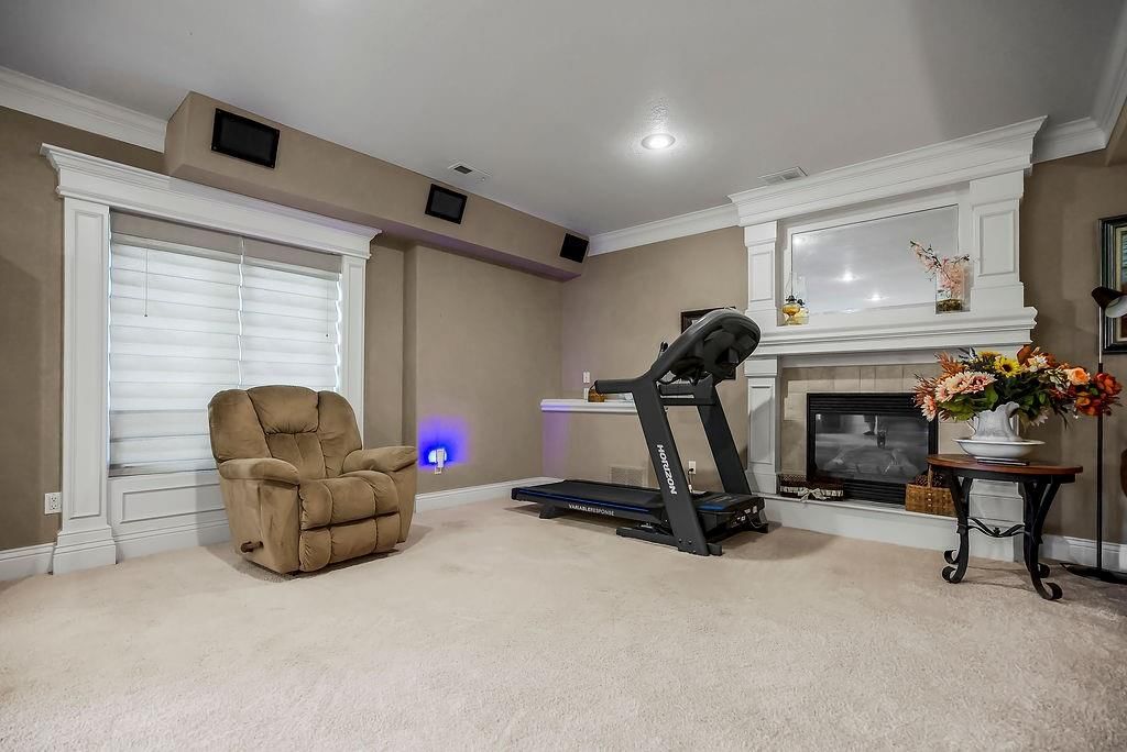 6905 N Charleston Drive — photo 33