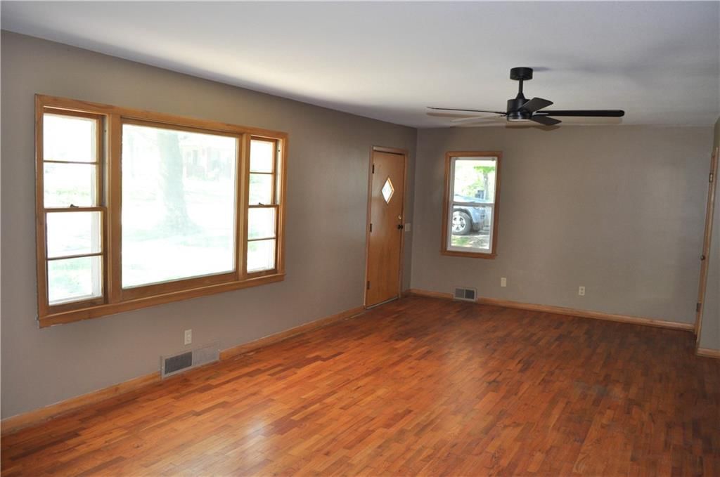 304 W Vermont Street — photo 8
