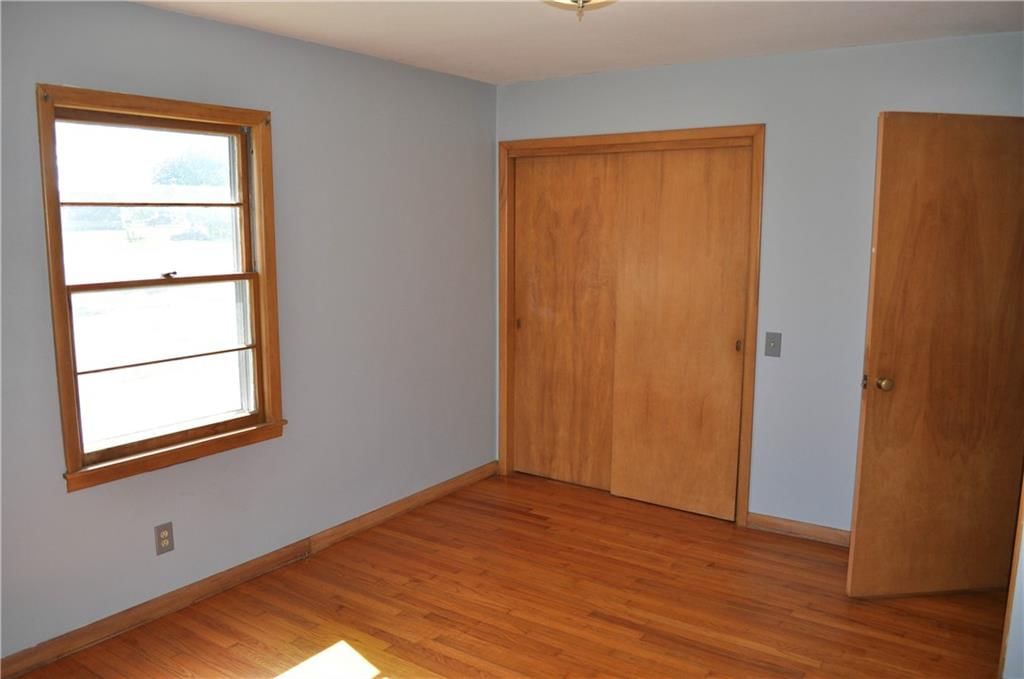 304 W Vermont Street — photo 10