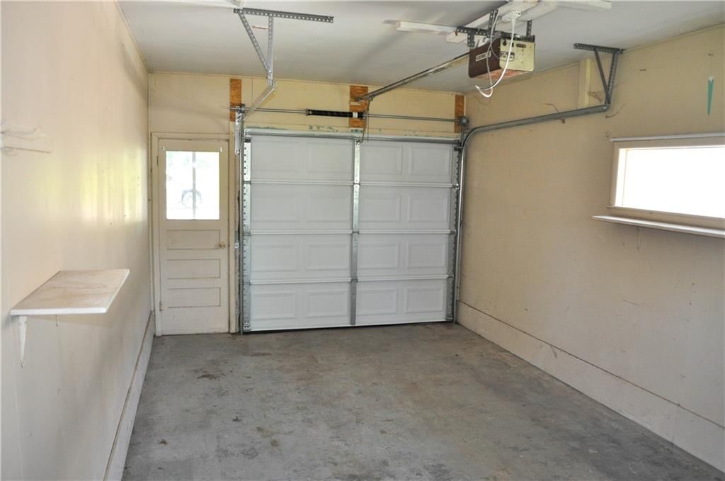304 W Vermont Street — photo 19