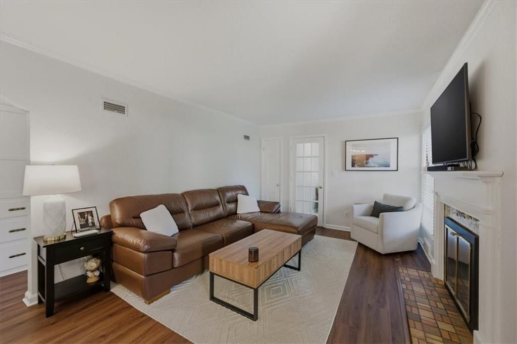 5207 Ash Street — photo 5