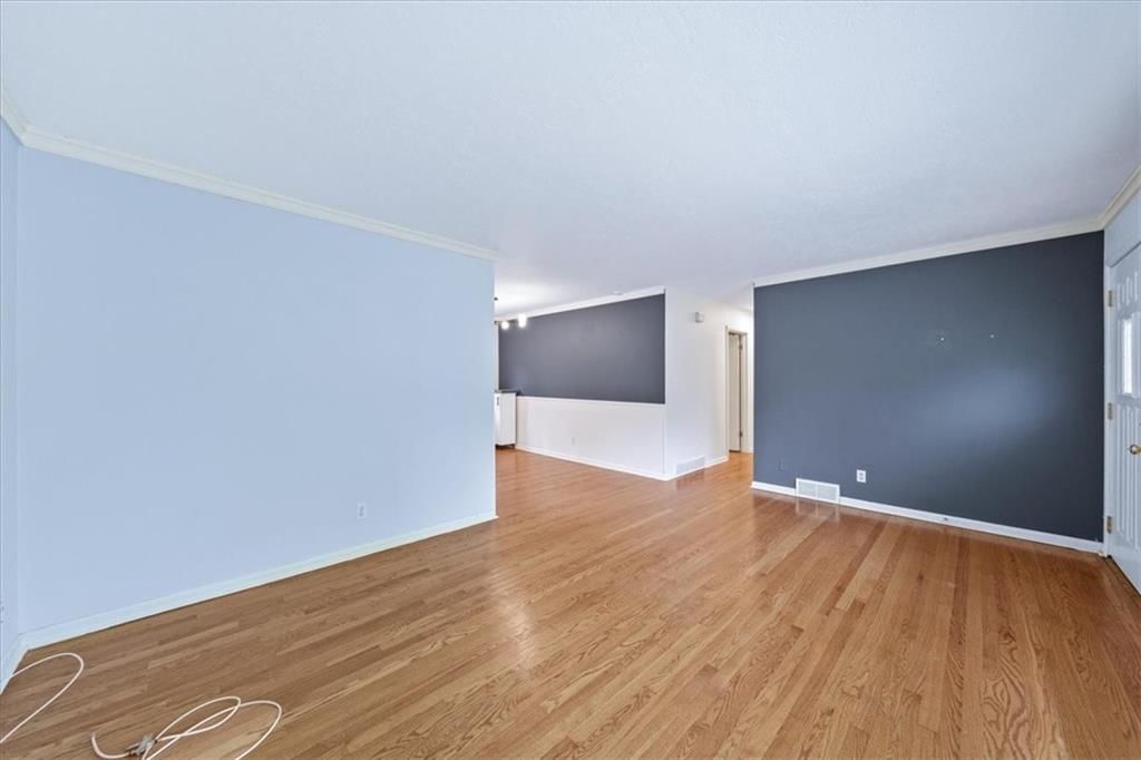 3428 W 77th Terrace — photo 6