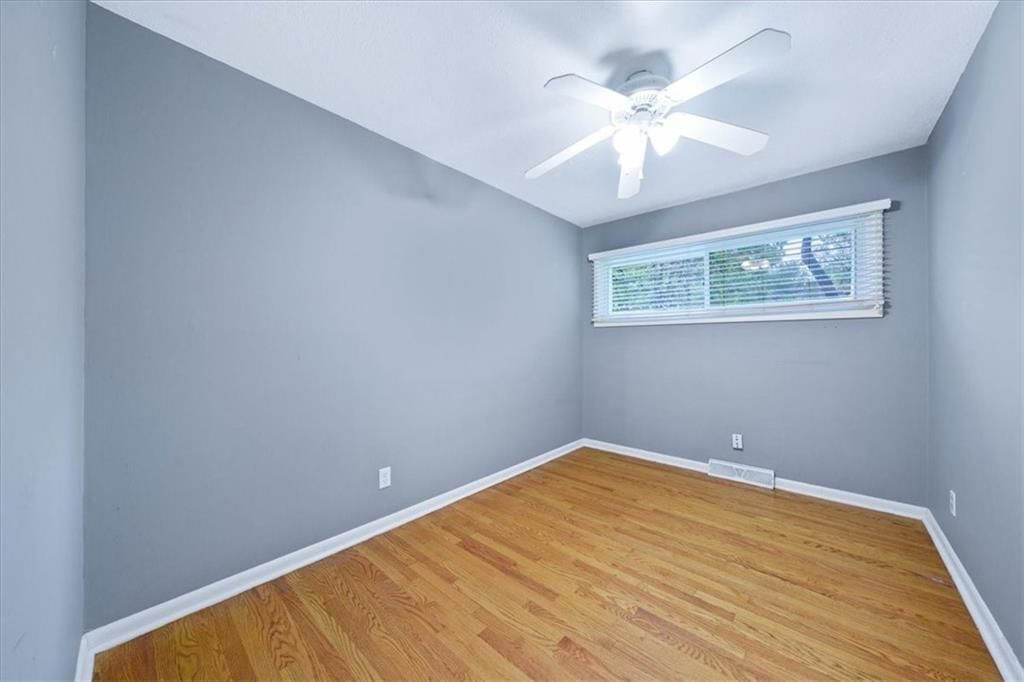 3428 W 77th Terrace — photo 16