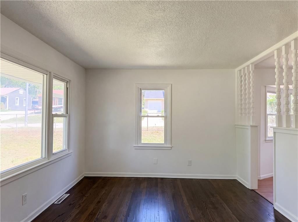 5333 N Euclid Avenue — photo 3