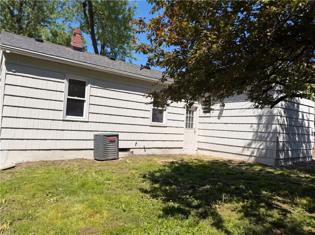 5333 N Euclid Avenue — photo 5