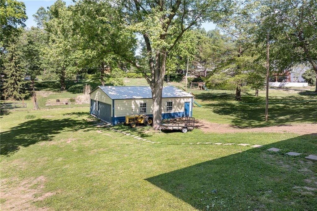 2718 Southwest Trail — photo 8