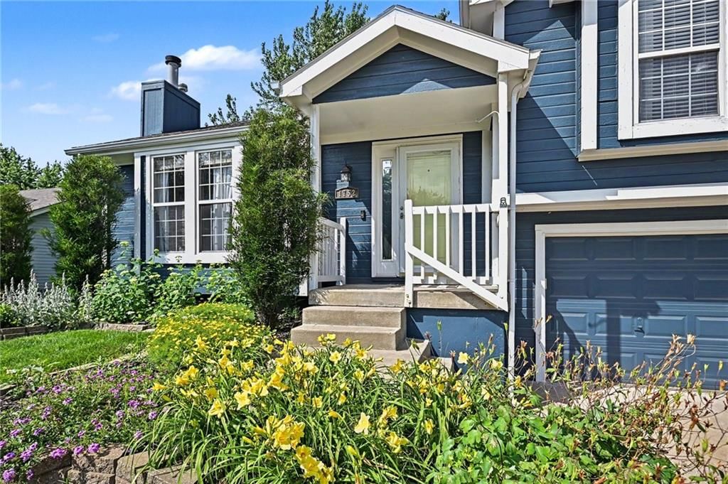 1752 Ray Street — photo 4