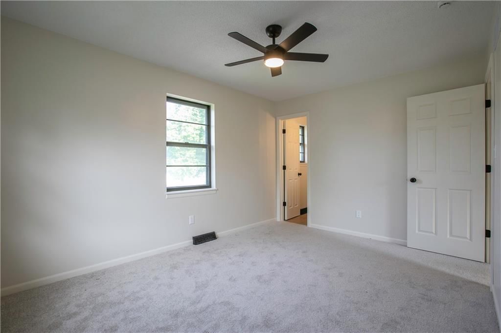 1603 Chapel Lane — photo 17