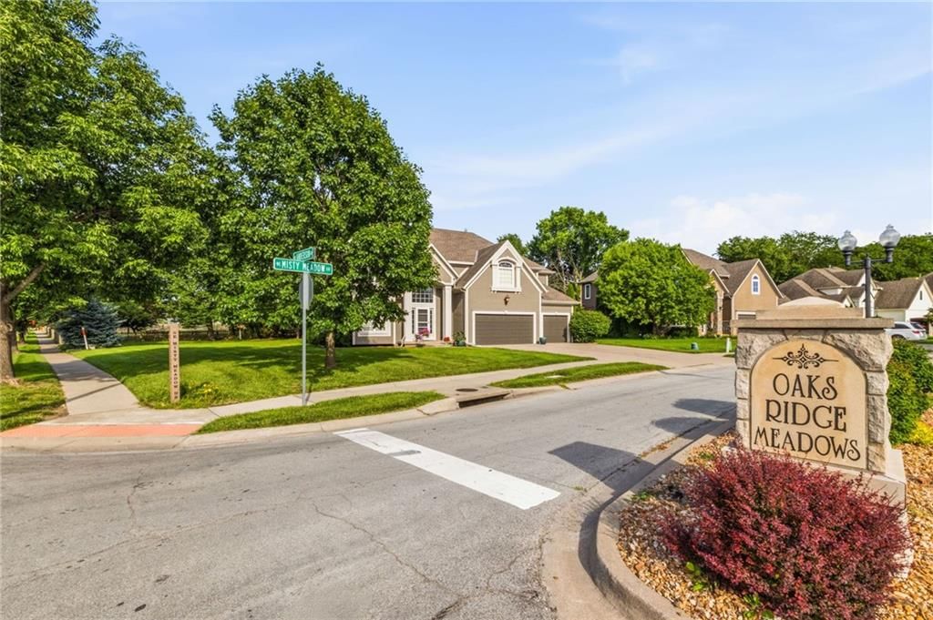 249 NE Misty Meadow Drive — photo 12