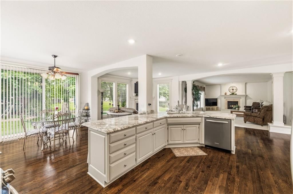 249 NE Misty Meadow Drive — photo 28