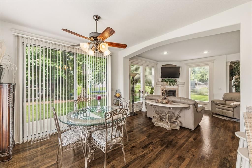 249 NE Misty Meadow Drive — photo 31