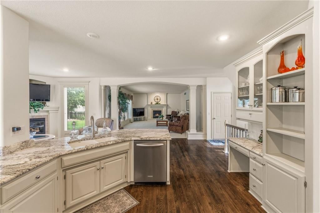 249 NE Misty Meadow Drive — photo 33