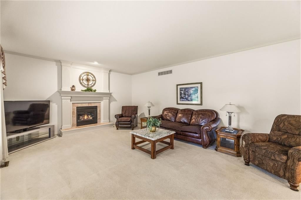 249 NE Misty Meadow Drive — photo 40