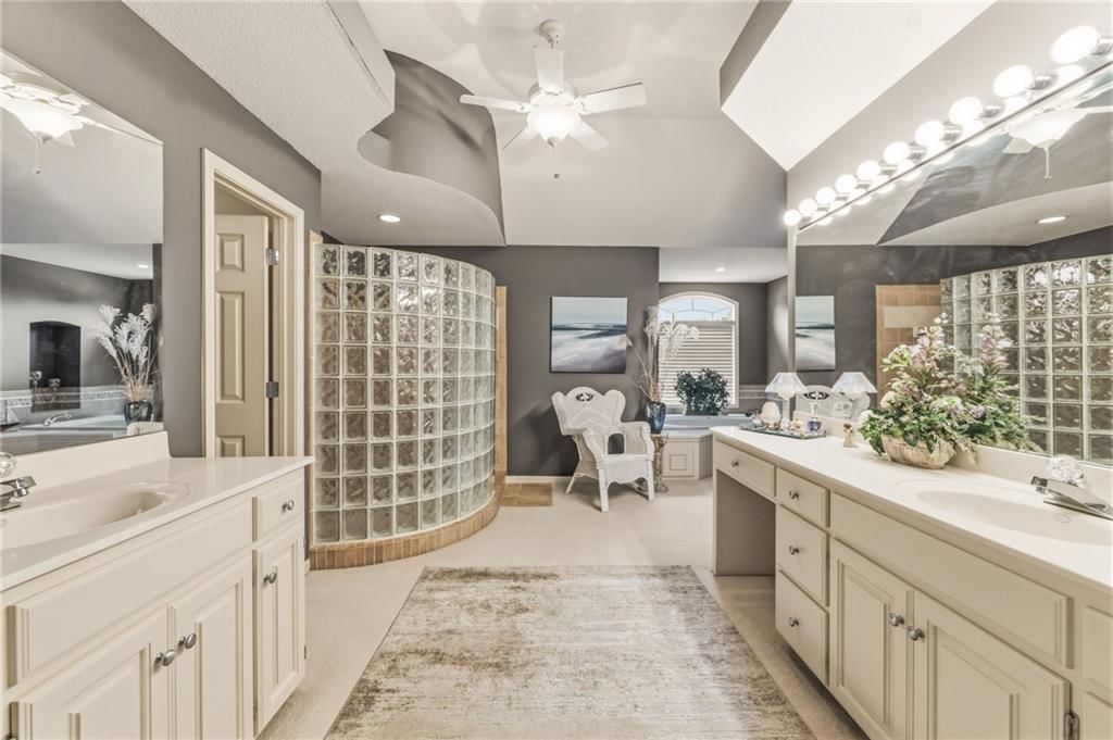 249 NE Misty Meadow Drive — photo 61