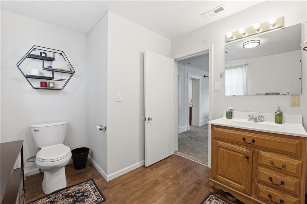 304 E Forest Street — photo 7