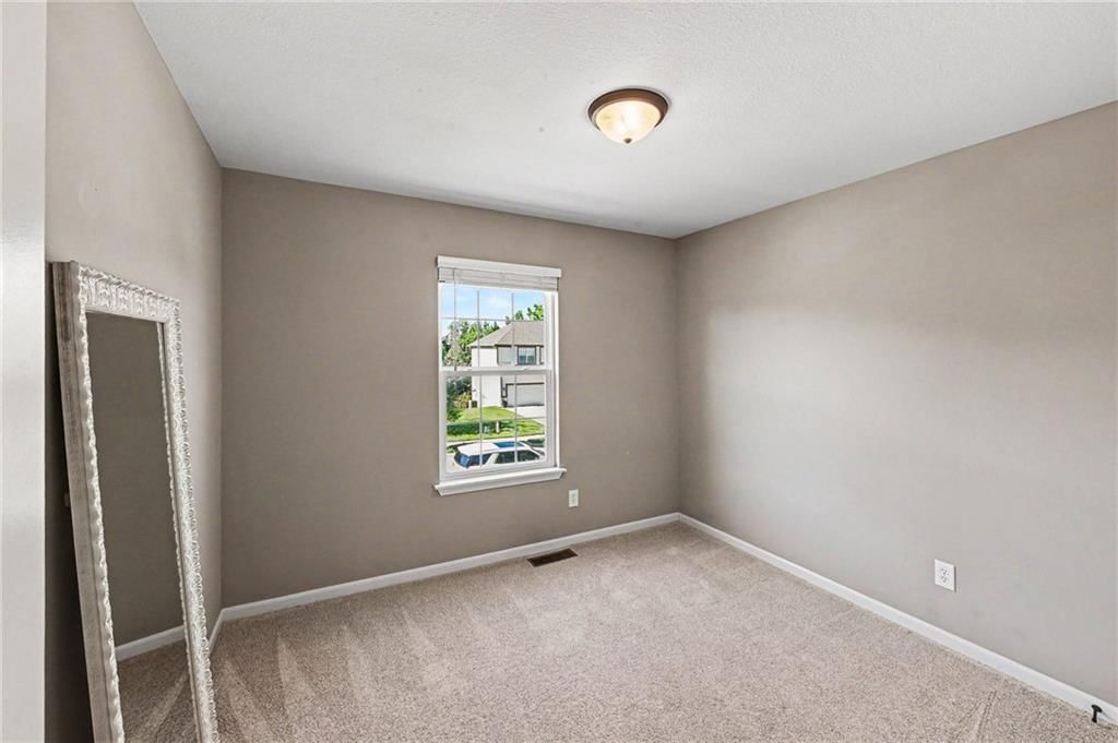 4310 NE 85th Terrace — photo 14