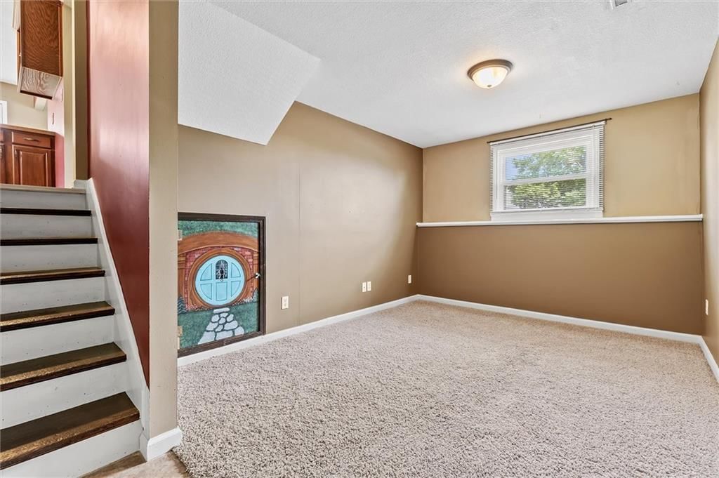 506 Moss Avenue — photo 22