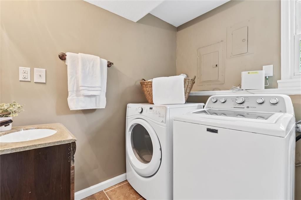 506 Moss Avenue — photo 24