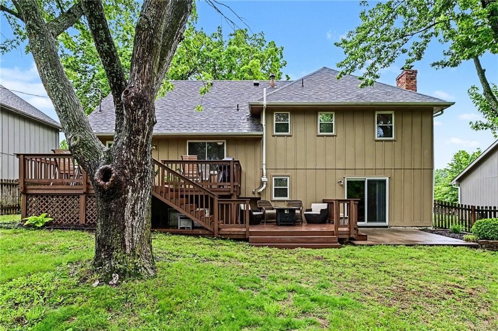536 E 125th Terrace — photo 25