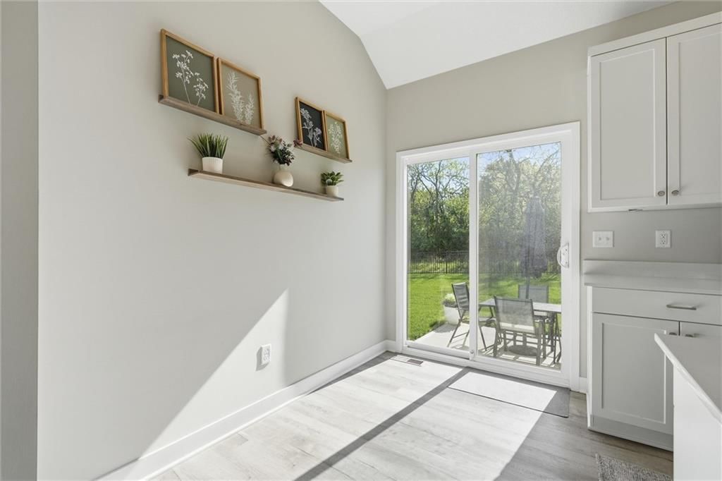 3517 SE Corbin Drive — photo 16