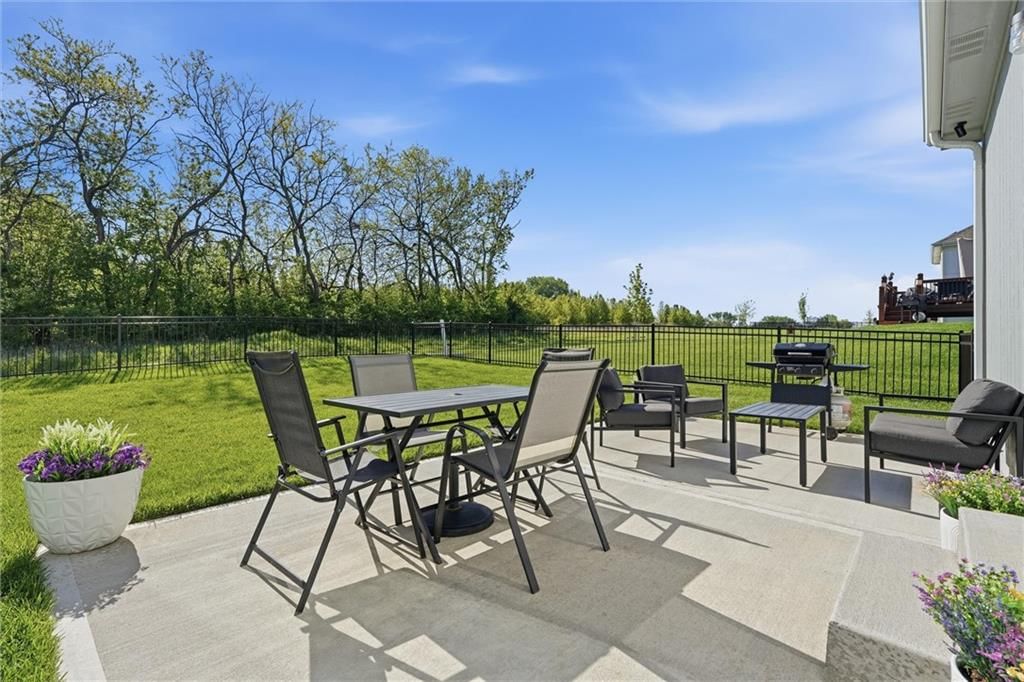 3517 SE Corbin Drive — photo 35