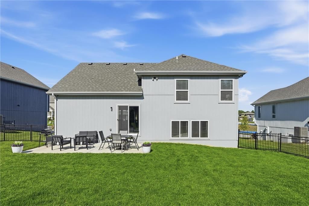 3517 SE Corbin Drive — photo 38