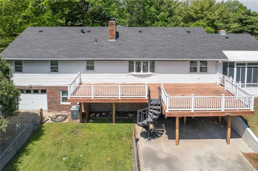 5703 SE Meadow Oak Terrace — photo 3