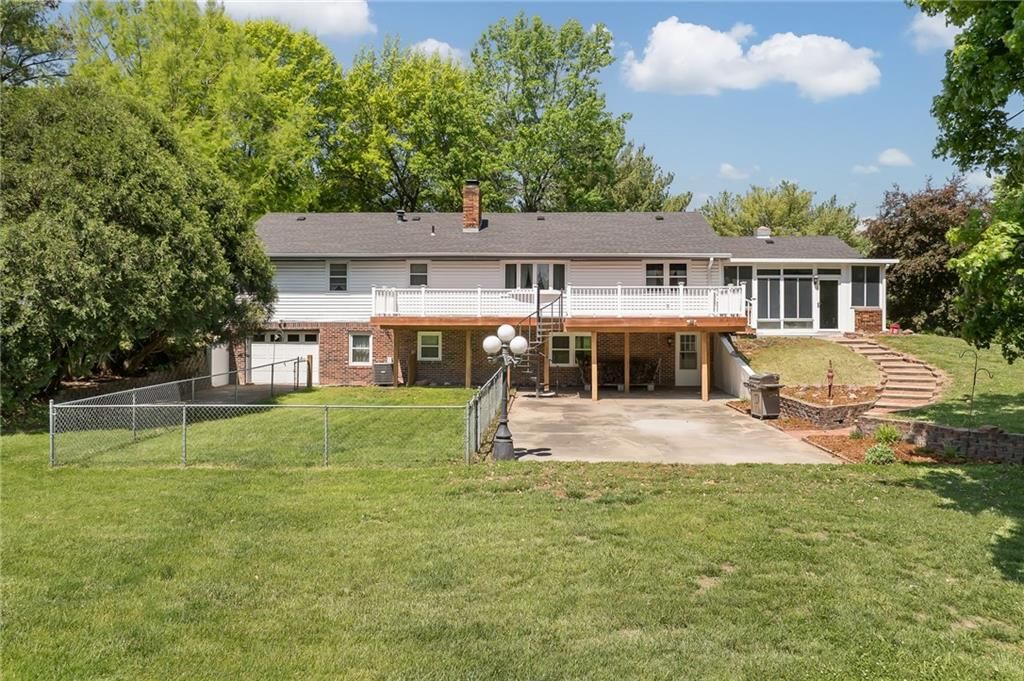 5703 SE Meadow Oak Terrace — photo 4