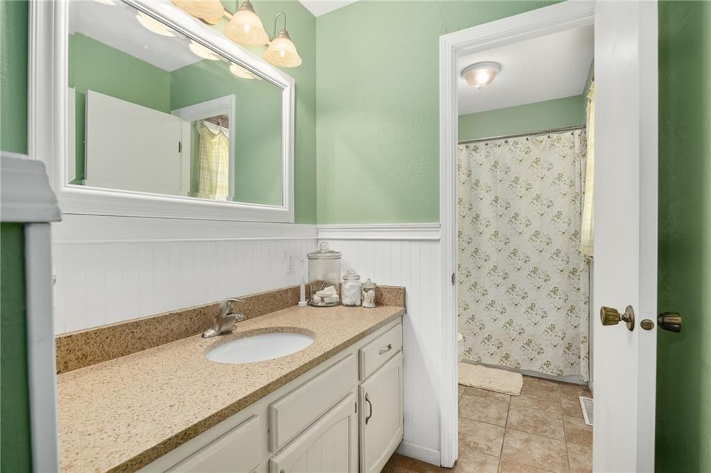 5703 SE Meadow Oak Terrace — photo 21