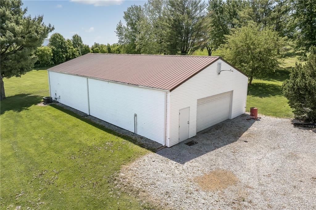 5703 SE Meadow Oak Terrace — photo 37