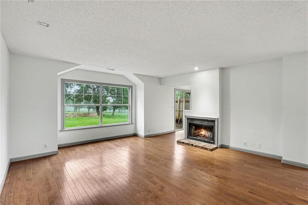 3720 Hartford Avenue — photo 6