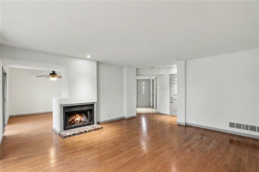 3720 Hartford Avenue — photo 7