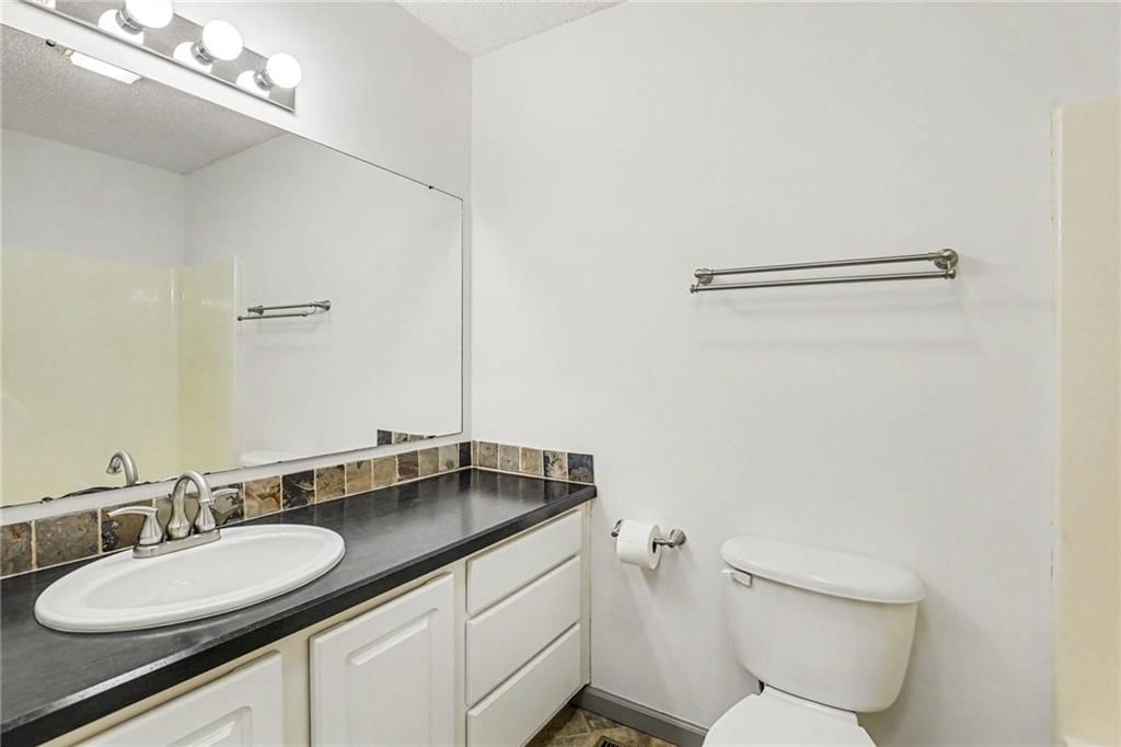 3720 Hartford Avenue — photo 20