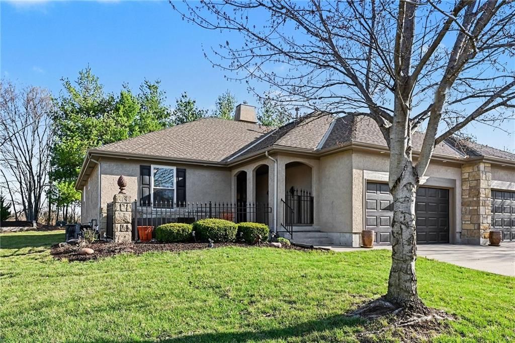 4005 SW Homestead Drive — photo 4