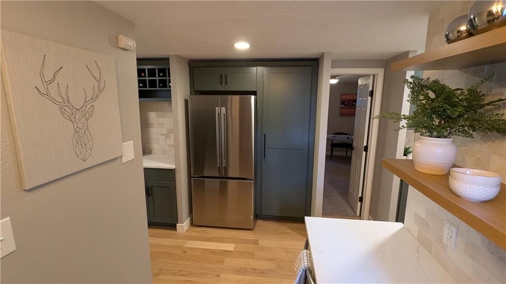 5335 Maple Street — photo 10