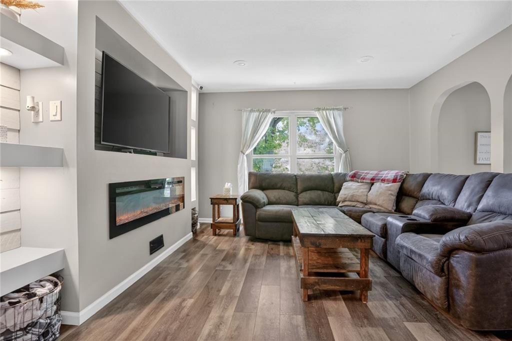 134 S 3rd Court — photo 4