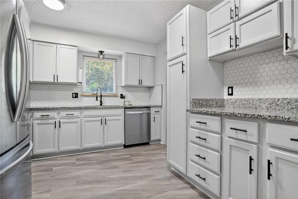 134 S 3rd Court — photo 6