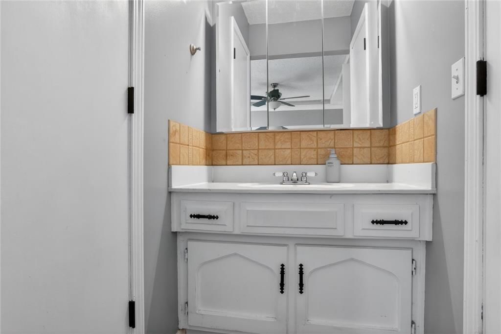 134 S 3rd Court — photo 10